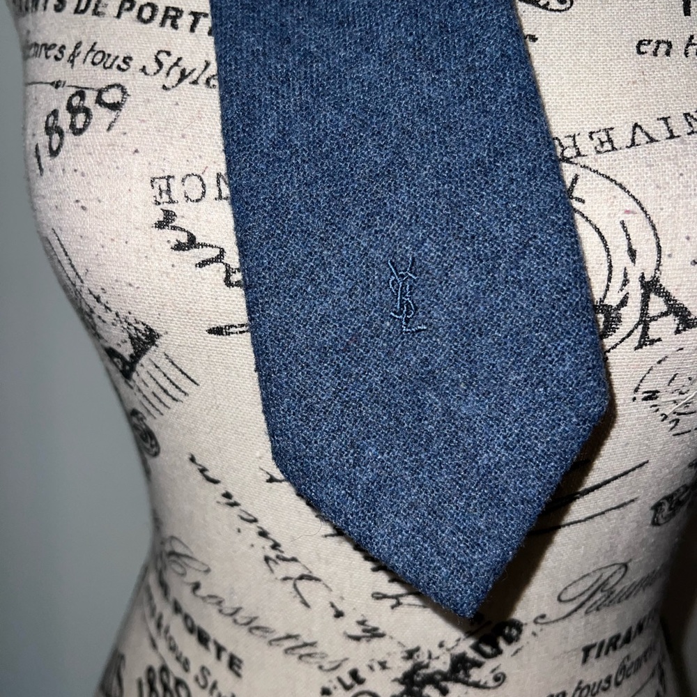 Vintage Yves Saint Laurent "Heather Mist" Necktie - Picture 4 of 7